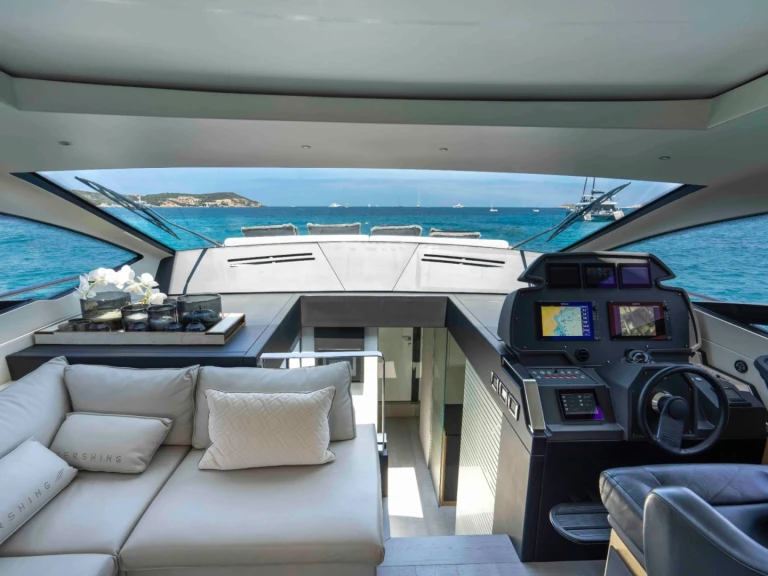 Location à Saint-Tropez - Pershing PERSHING 70 sur SamBoat