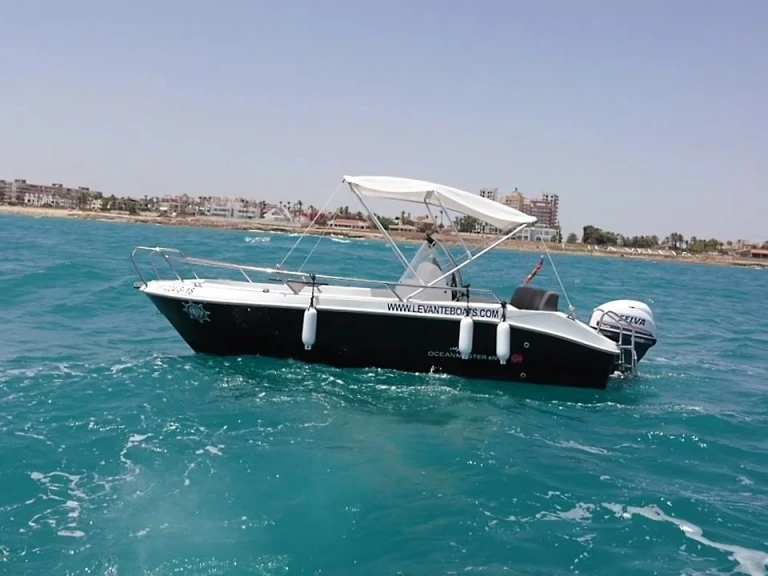 Location bateau Torrevieja pas cher OCEAN MASTER 470 WA