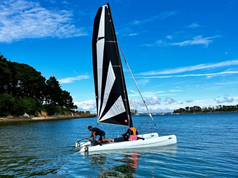 Location bateau Arradon pas cher DART 16