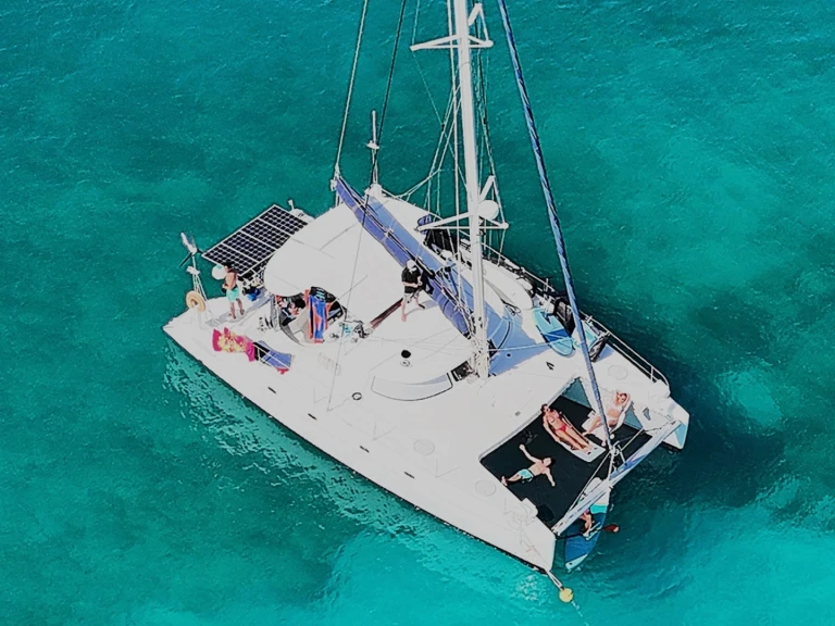 Fountaine Pajot Belize 43 a louer à Marigot