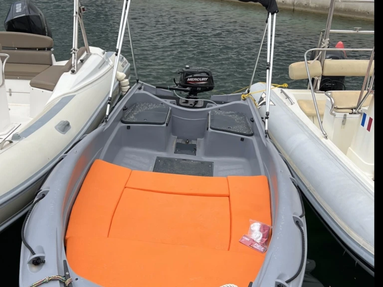Location Bateau à moteur à Marseille - Fun Yak SECU 15