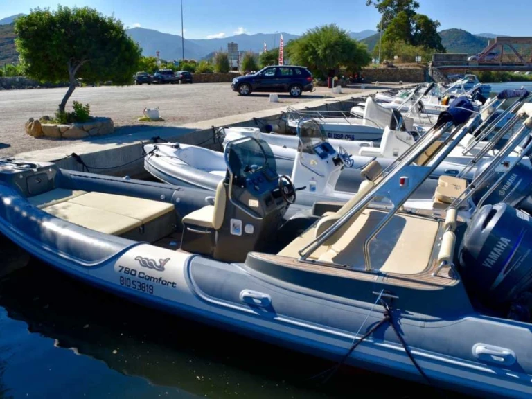 Location à Saint-Florent - Motonautica-Vesuviana MV 780 Comfort sur SamBoat
