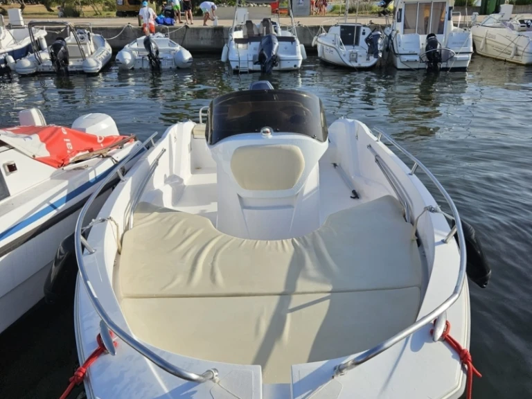 Location Bateau à moteur à Saint-Florent - Sessa Marine Key Largo One