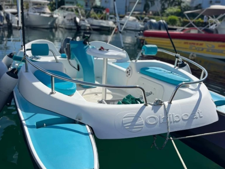 Location Bateau à moteur Obiboat avec permis