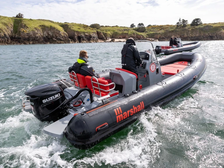 Louer Semi-rigide avec ou sans skipper Marshall à La Trinité-sur-Mer