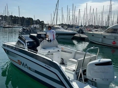 Location Bateau à moteur à La Trinité-sur-Mer - BMA BOATS BMA X233