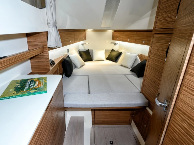Location bateau Bwa Flyer 36 à La Trinité-sur-Mer sur Samboat