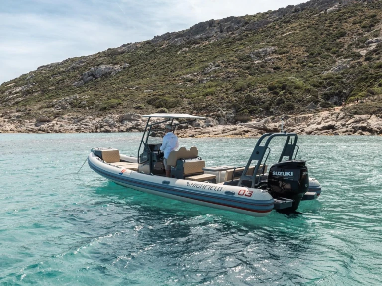 Louez un Highfield Highfield Sport 800 à Propriano