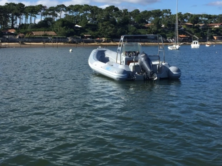 Location à Piraillan - Sacs Sacs S 750 Madras sur SamBoat