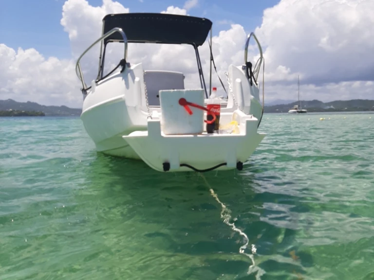Location Bateau à moteur à Le François - Whaly Whaly 500