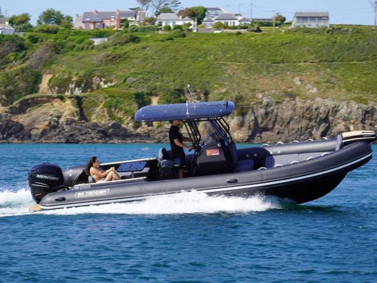 Location bateau 3D Tender 850 DREAM à Brest sur Samboat