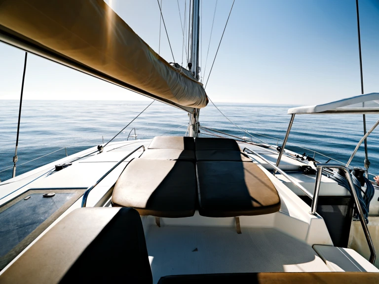Catamaran à louer à Sant Antoni de Portmany au meilleur prix
