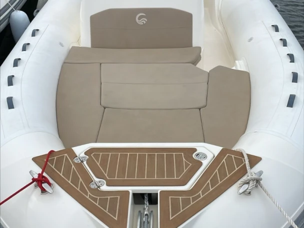 Location Semi-rigide Capelli avec permis