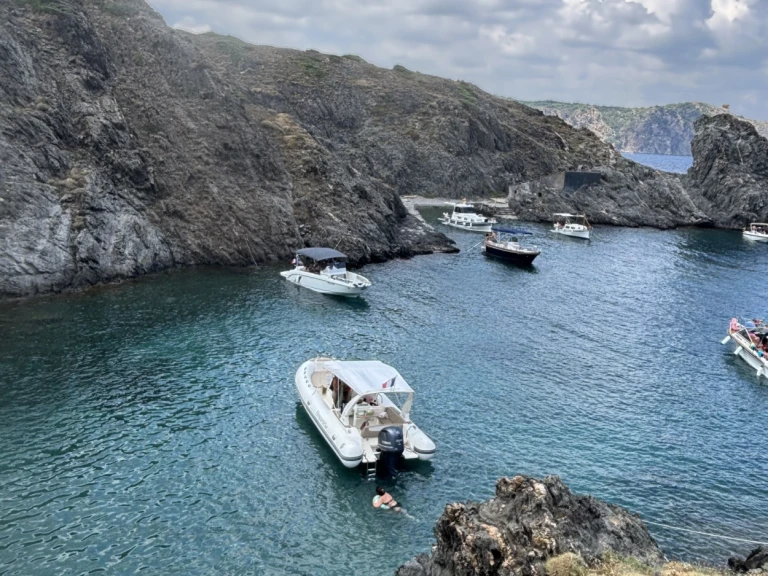 Location bateau Capelli Tempest 775 à Port de Saint-Cyprien Méditerranée sur Samboat