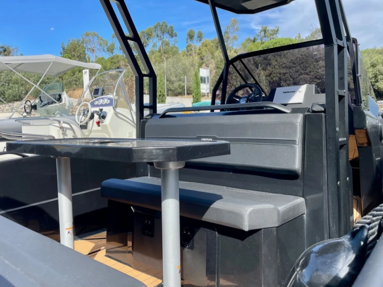 Bateau à moteur à louer à Propriano au meilleur prix