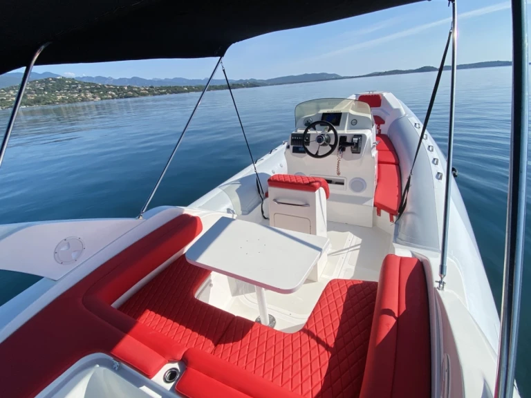 Location bateau Porto-Vecchio pas cher Master 699