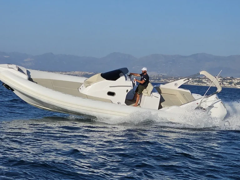 Location à Porto-Vecchio - Master master 996 open sur SamBoat