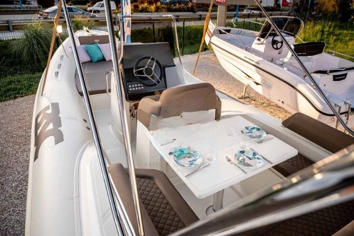 Location Semi-rigide à Cogolin - Bsc BSC 70