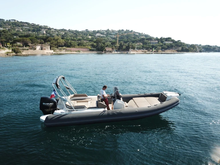 Bsc BSC 78 a louer à Cogolin