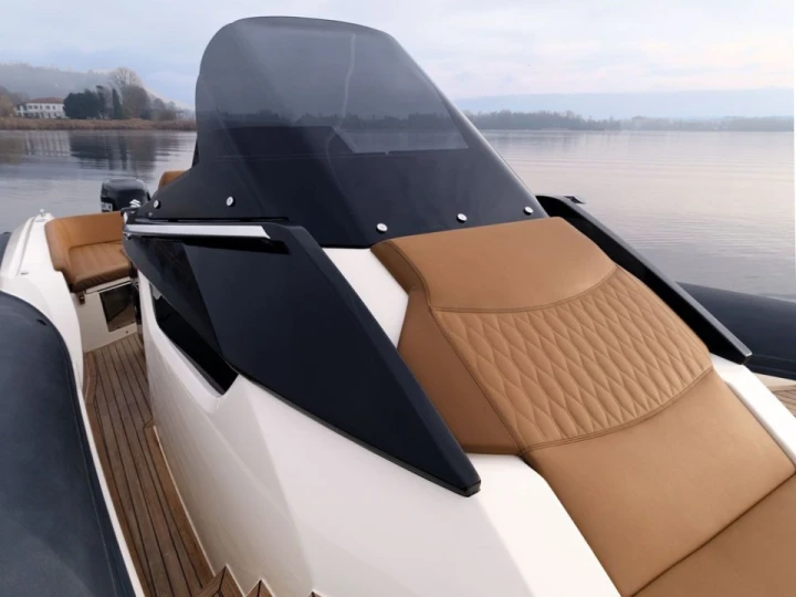 Bsc B-2 a louer à Cogolin