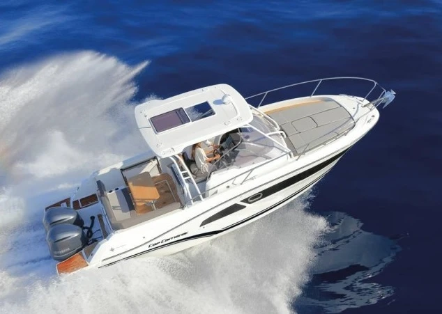 Location Bateau à moteur Jeanneau avec permis