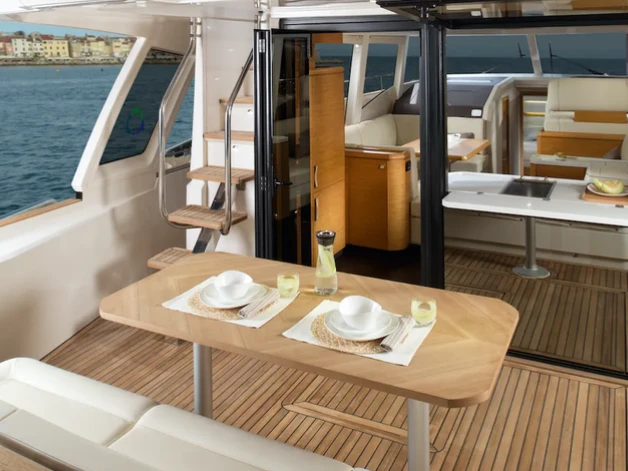 Yacht à louer à Fontvieille au meilleur prix