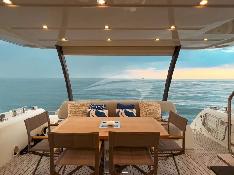 Location Yacht Prestige avec permis