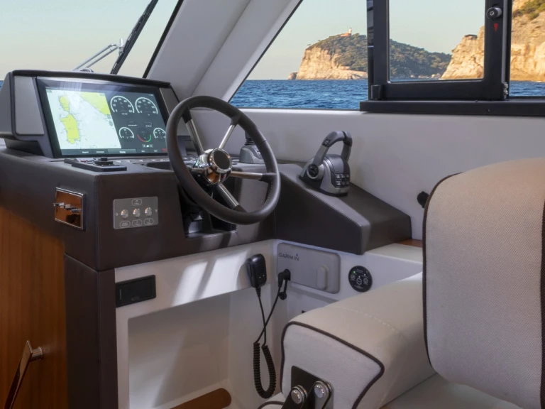 Yacht à louer à Beaulieu-sur-Mer au meilleur prix