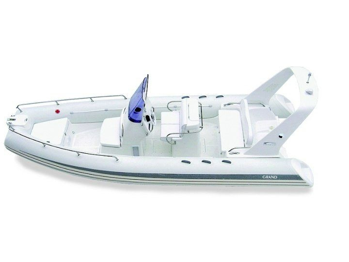 Louez un DROMOR YACHTS DROMOR 28 CORINTHIAN à Ferragudo