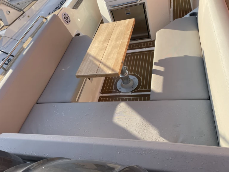 Louer Bateau à moteur avec ou sans skipper Quicksilver à Saint-Cyprien-Plage