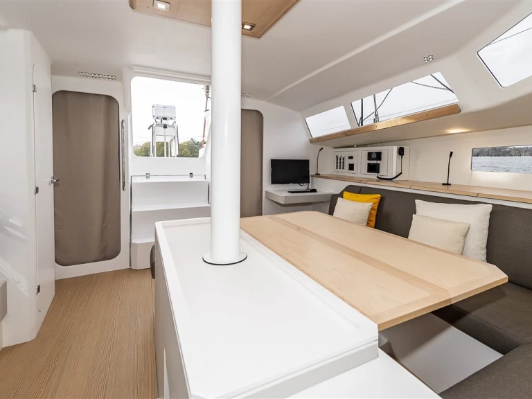 Location bateau Palma de Majorque pas cher Pogo 44