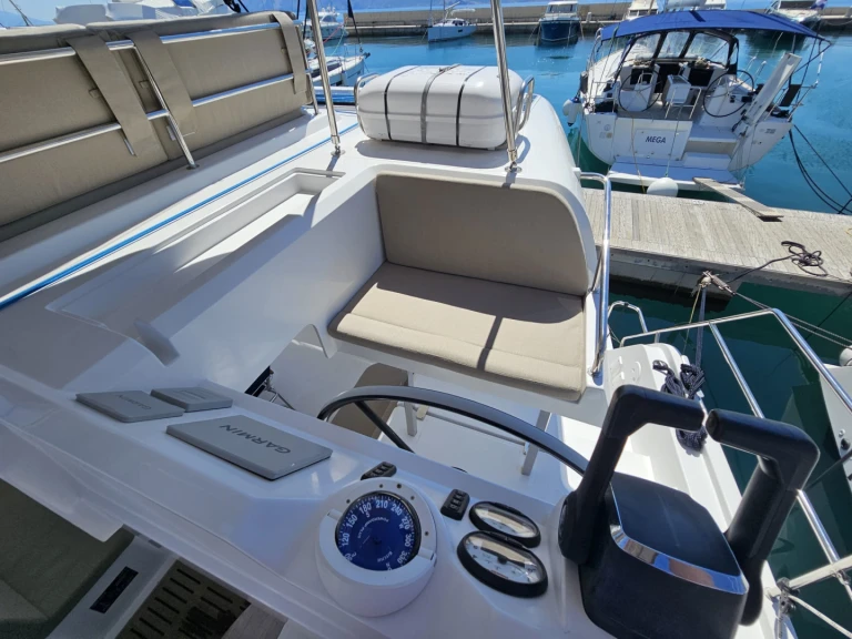 Catamaran à louer à Marina (Ville) au meilleur prix