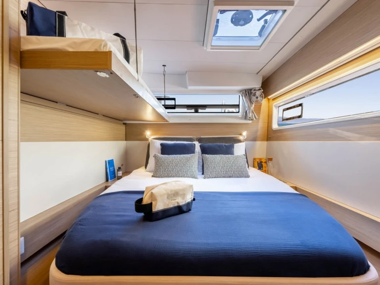 Location à Salerne - Lagoon Lagoon 43 sur SamBoat