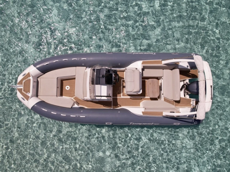 Location Semi-rigide Capelli avec permis