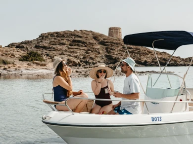 Yacht hire Port de Port Mahon cheap Key Largo 19