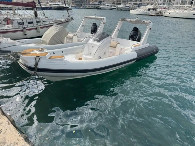 Yacht charter Tal-Pietà - Onda marine 750 on SamBoat