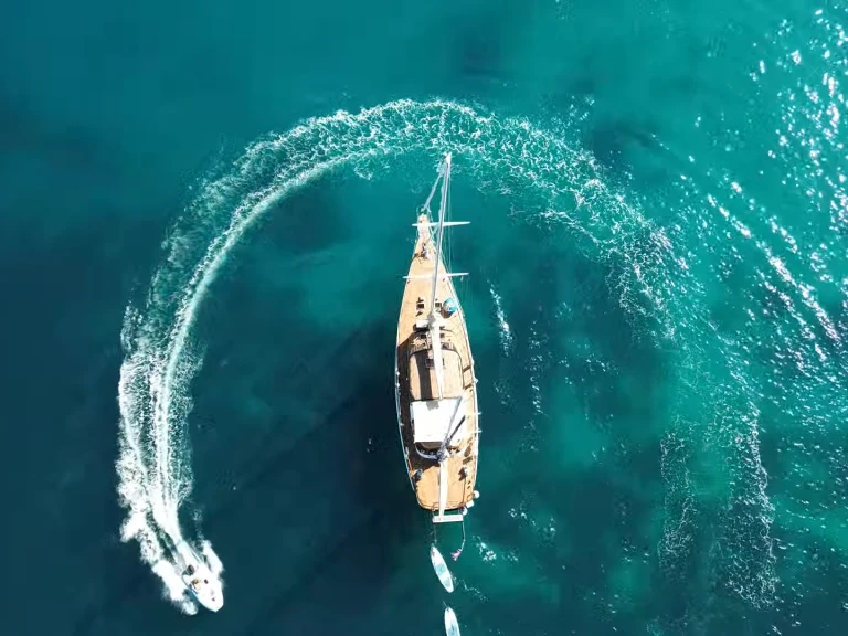 Location à Monde - Jongert 22D sur SamBoat