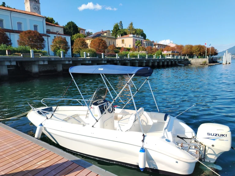 Location bateau Leggiuno pas cher Chios 170