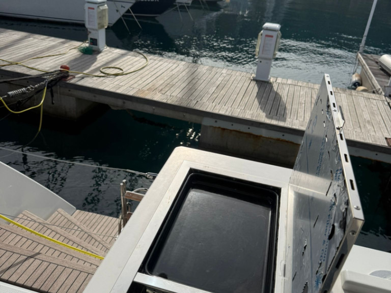 Catamaran à louer à Vibo Marina au meilleur prix