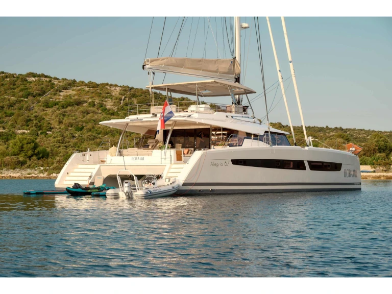 Fountaine Pajot Alegria 67 a louer à Trogir