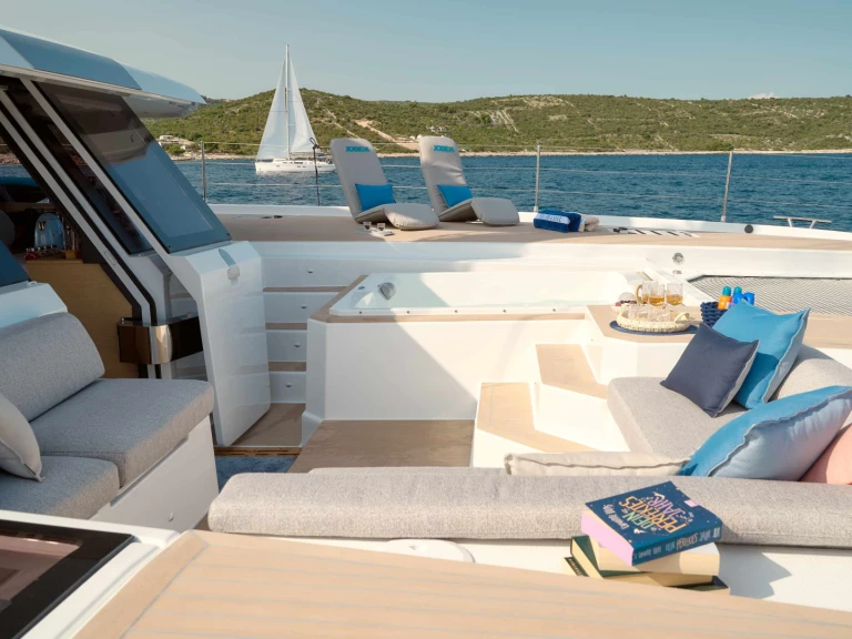 Louez un Fountaine Pajot Alegria 67 à Trogir