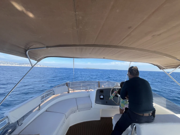 Location Catamaran Fountaine Pajot avec permis