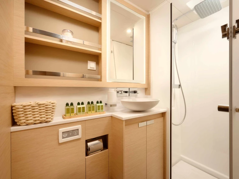 Louer Catamaran avec ou sans skipper Fountaine Pajot à Trogir