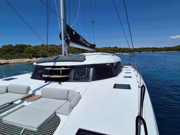 Louez un Nautitech Nautitech 44 Open à Primošten