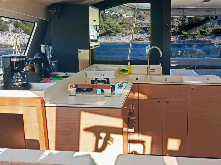 Location bateau Primošten pas cher Nautitech 44 Open