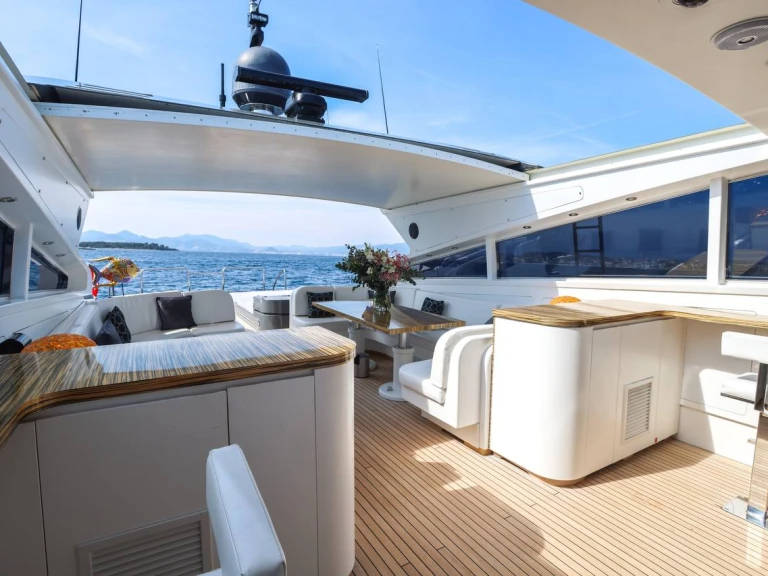 Yacht à louer à Cannes au meilleur prix