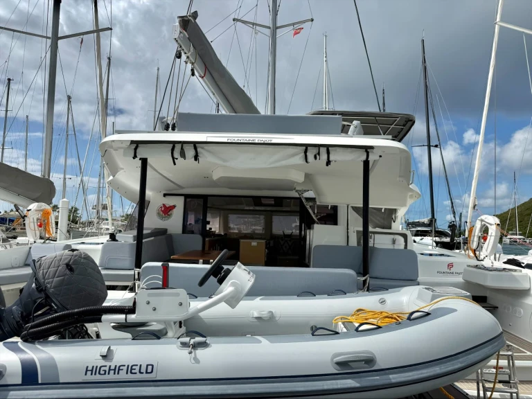 Location Catamaran Fountaine Pajot avec permis