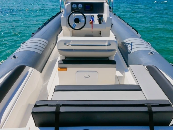 Lomac Lomac 790 IN a louer à Hyères