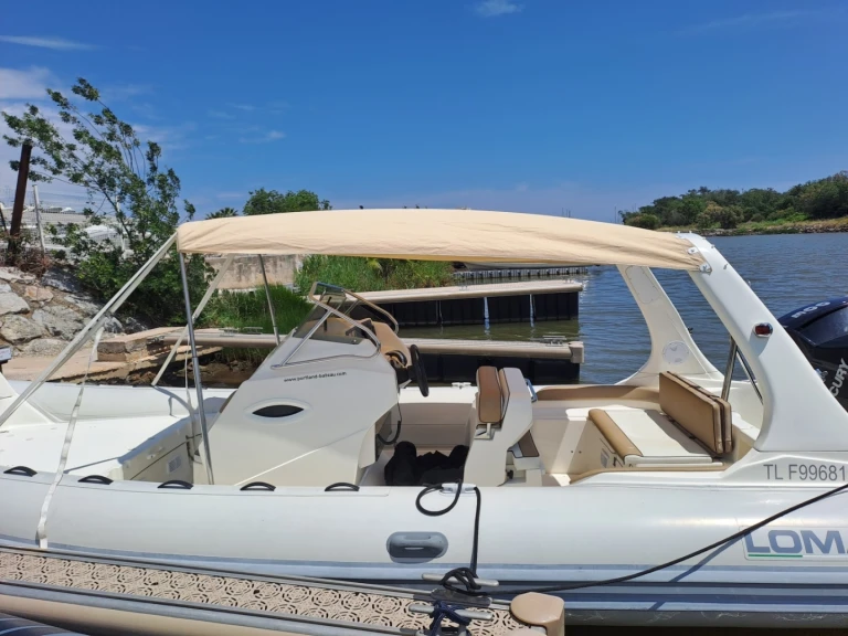 Location Semi-rigide Lomac avec permis