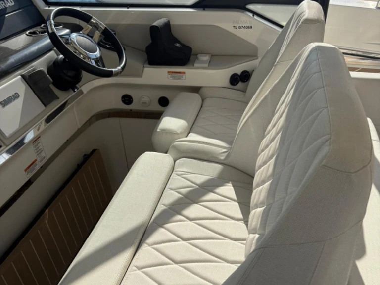 Yacht à louer à Port Grimaud au meilleur prix